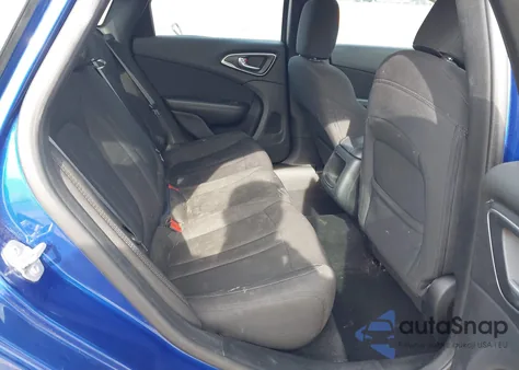 2015 Chrysler 200 Limited z USA, uszkodzony, nr VIN 1C3CCCABXFN588706